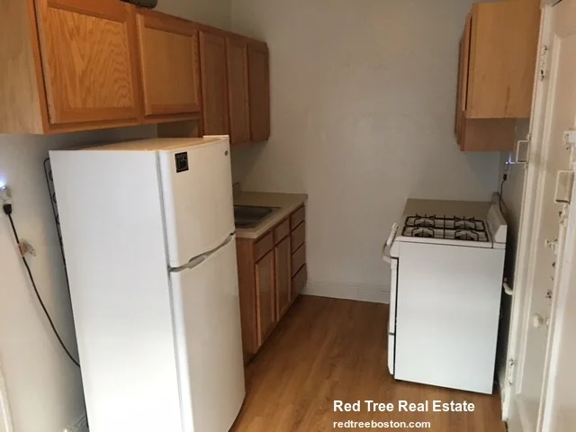 109 Brainerd Rd, Allston