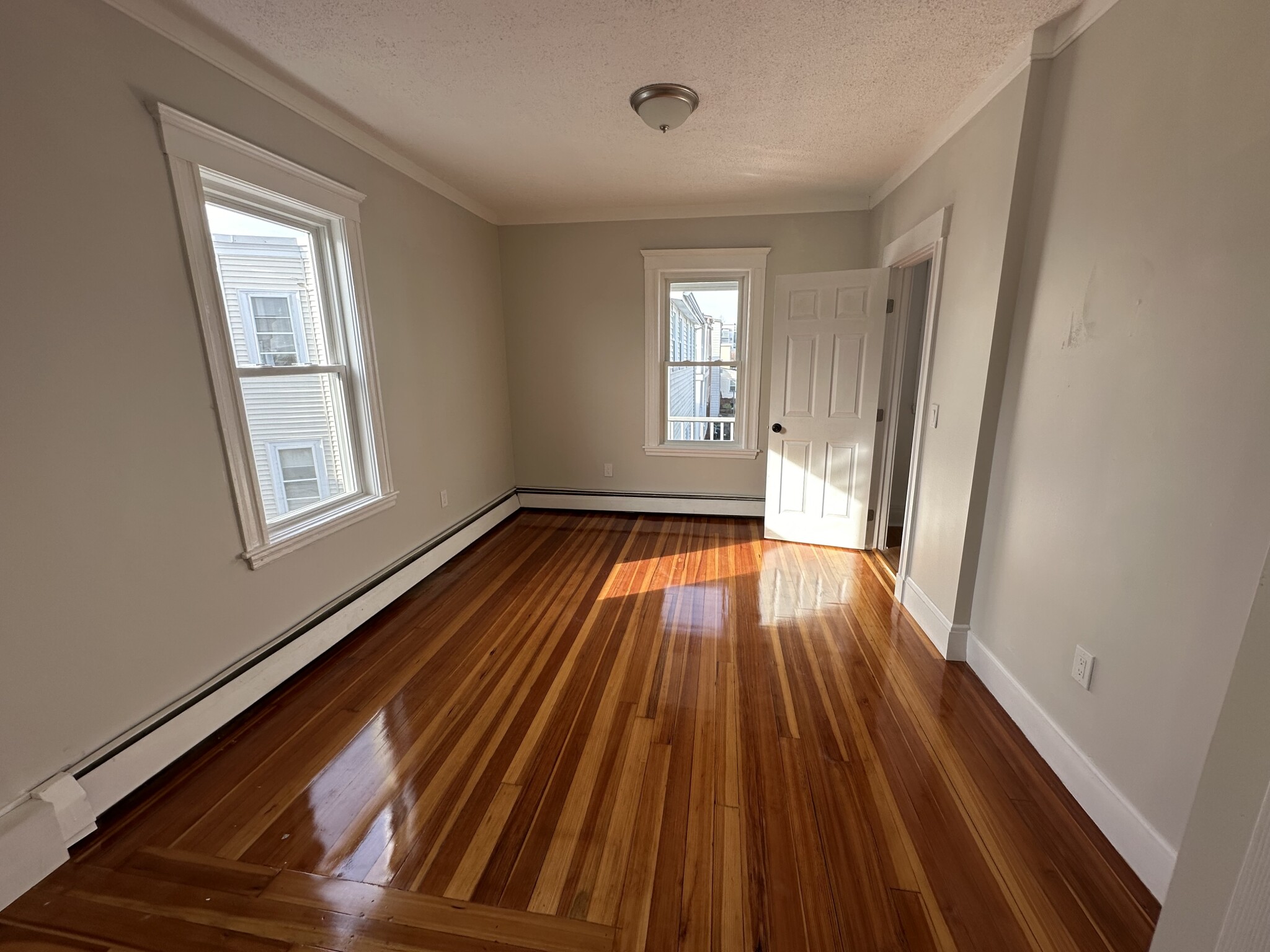 40 Temple St, Somerville