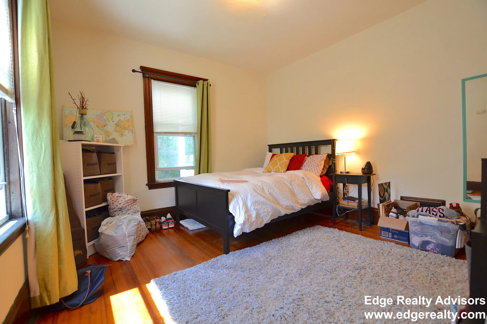 548 Washington St, Brighton