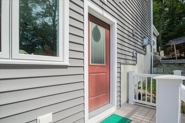 14 Norway Farms Dr, Norfolk