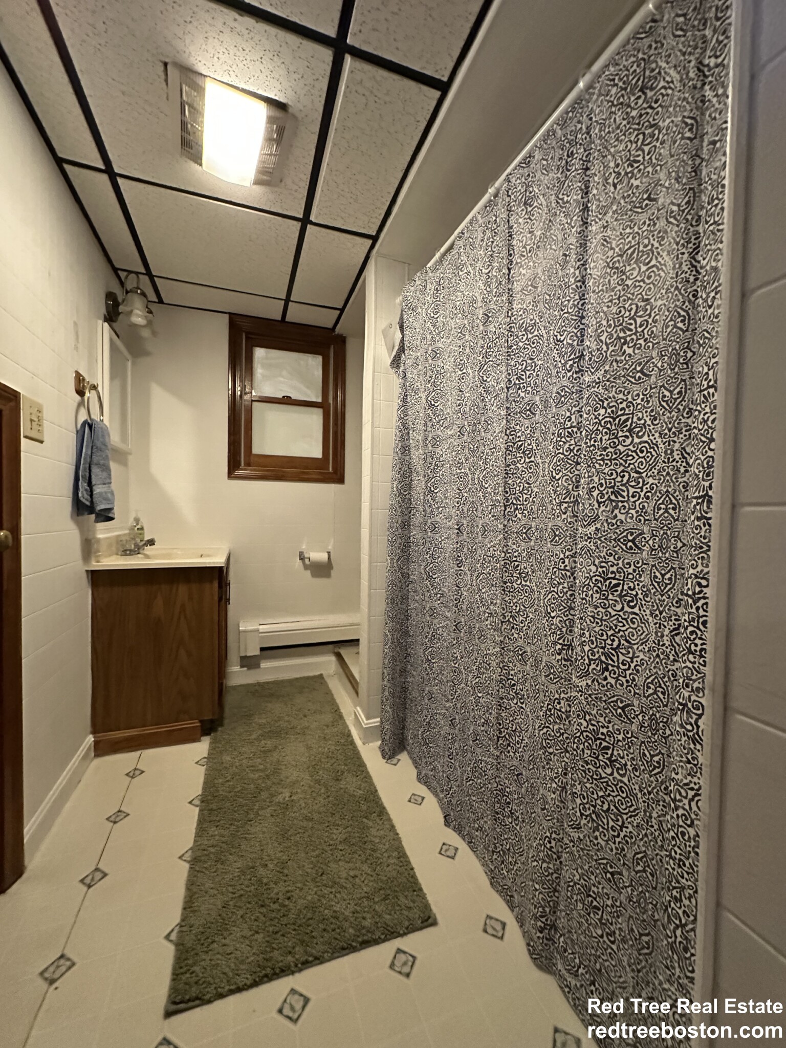 64 Undine Rd, Brighton