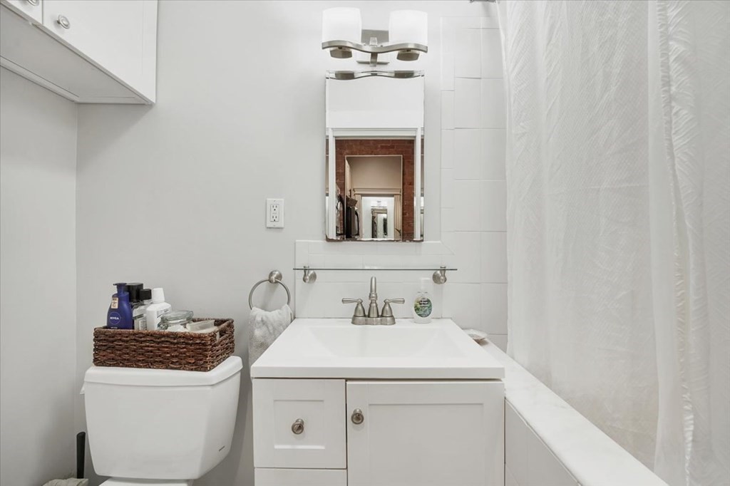 21 Temple St, Beacon Hill