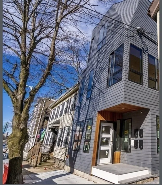 160 West Seventh St, South Boston