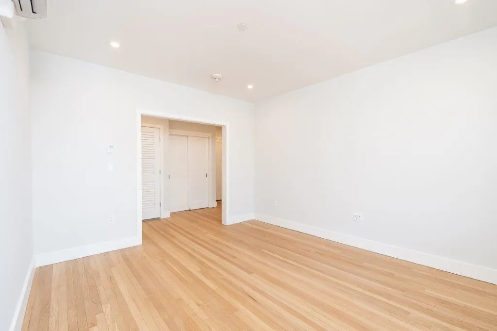 19 Forest St, Baldwin