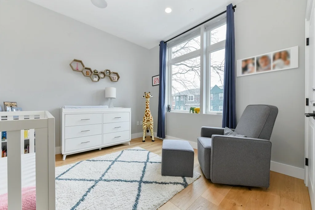 170 W Broadway, South Boston