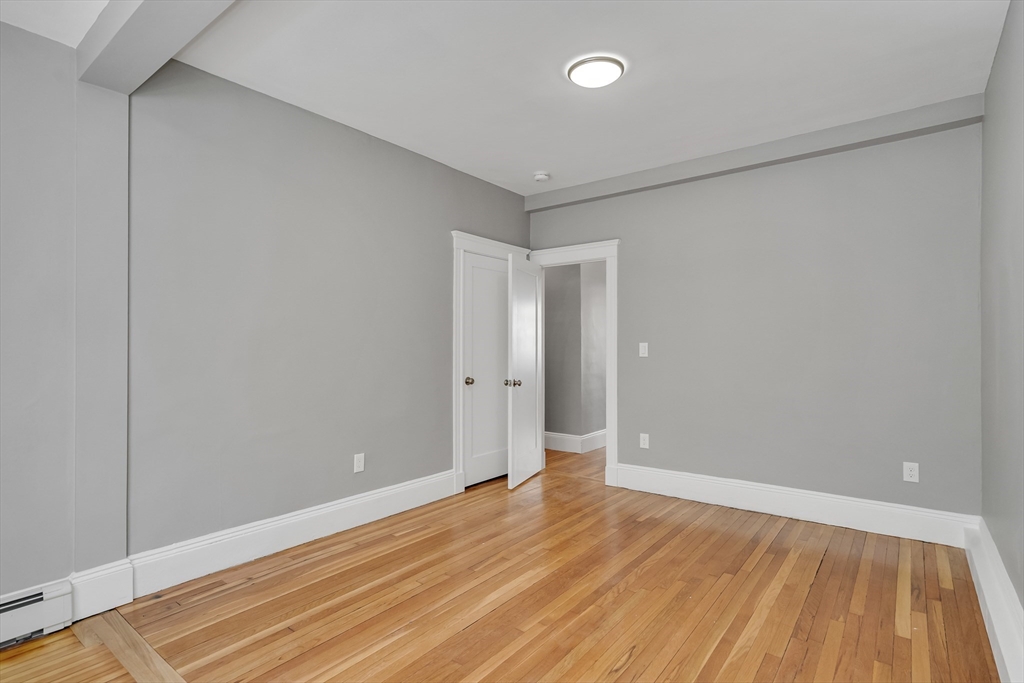 142 Sutherland Rd, Brighton