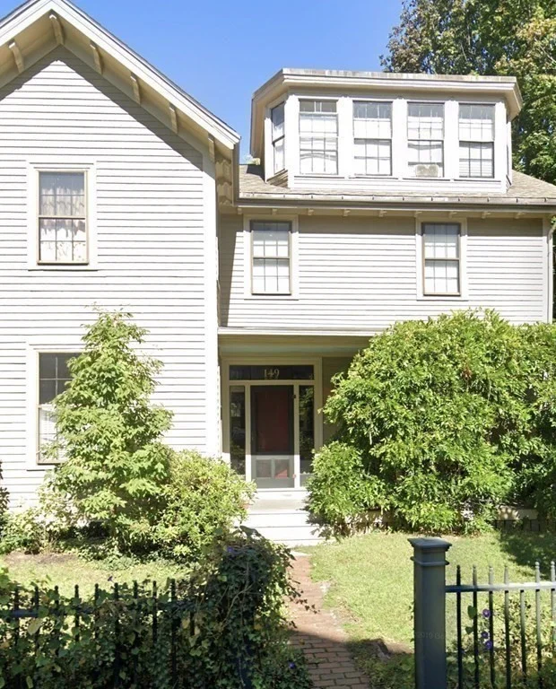 149 Walnut St, High Street Hill