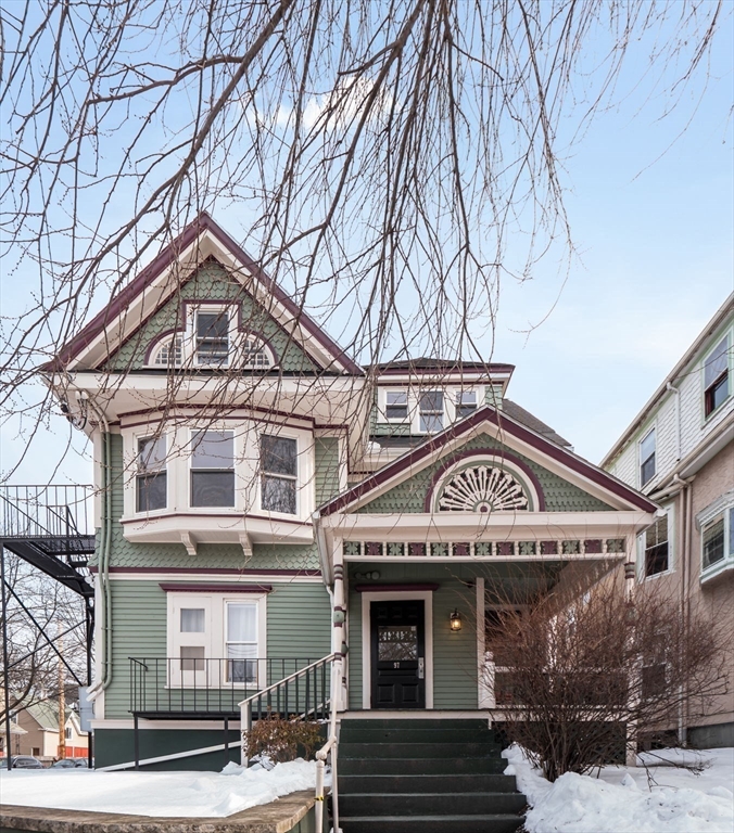 97 College Ave, Somerville