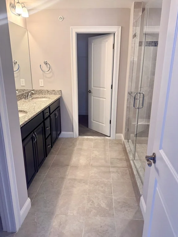 100 Baldwin Ave, Woburn