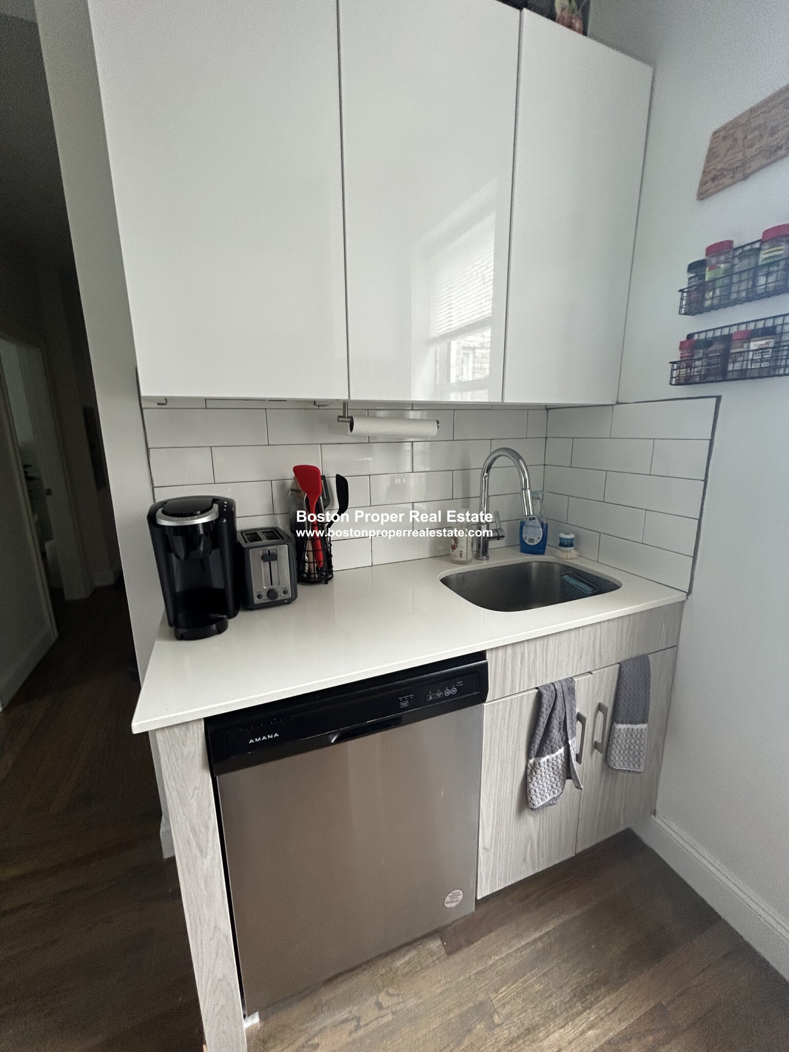 20 Queensberry St, Fenway