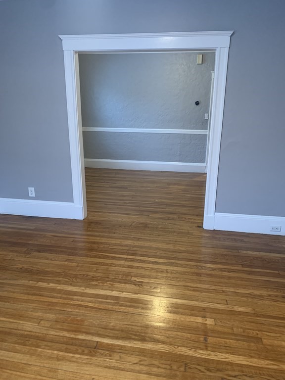 137 Sharon St, Medford