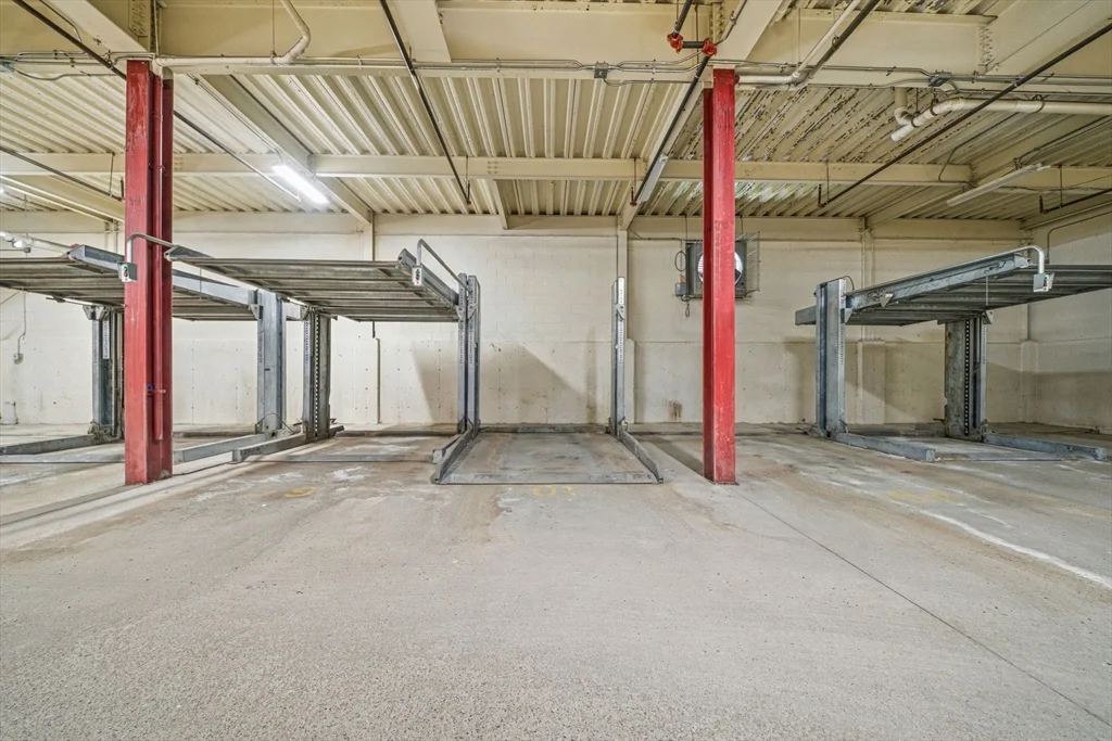 533 Cambridge St, Allston