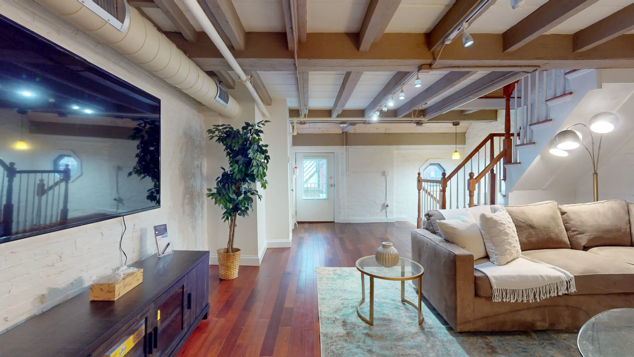 15 Union St, Downtown