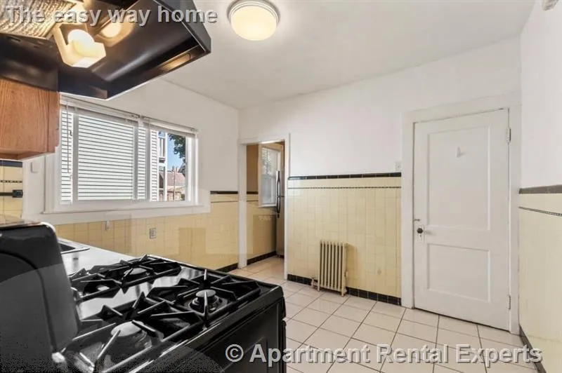 38 George St, Tufts