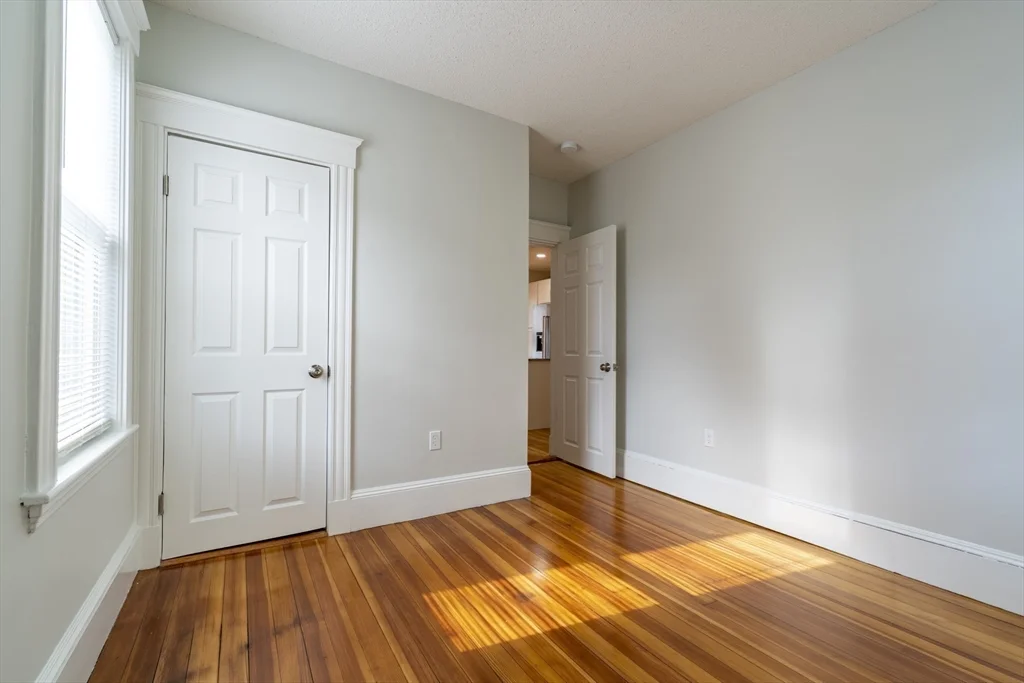 22 Dearborn St, Tufts University