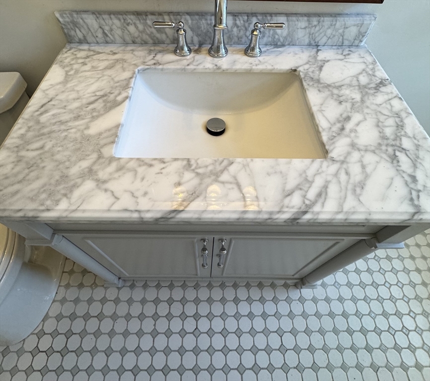 600 Washington St, Wellesley