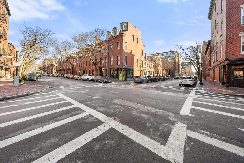 468 Shawmut Ave, South End