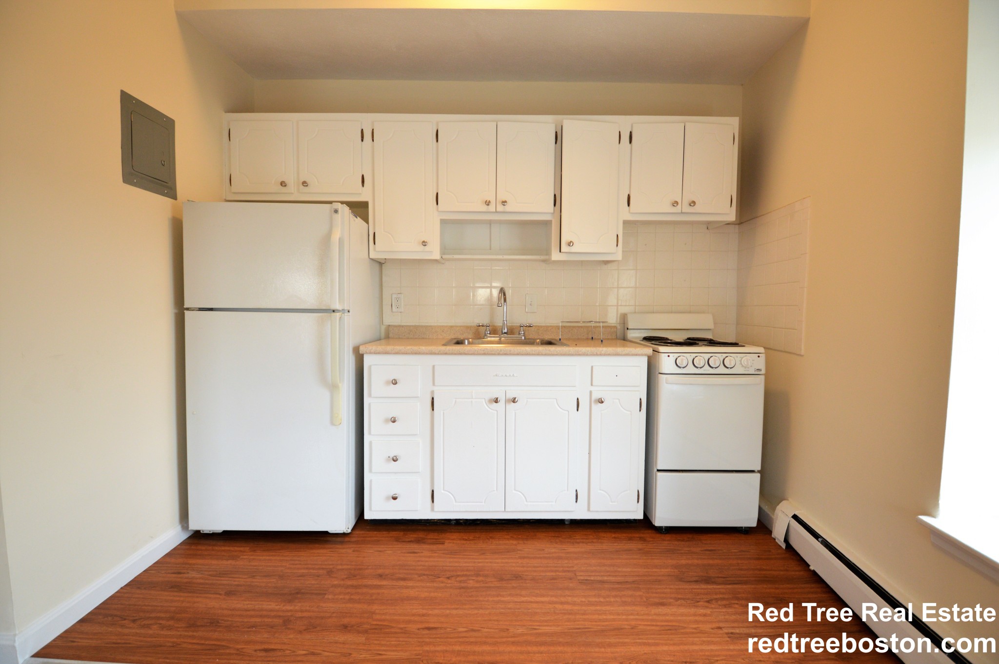 180 North Beacon St, Brighton