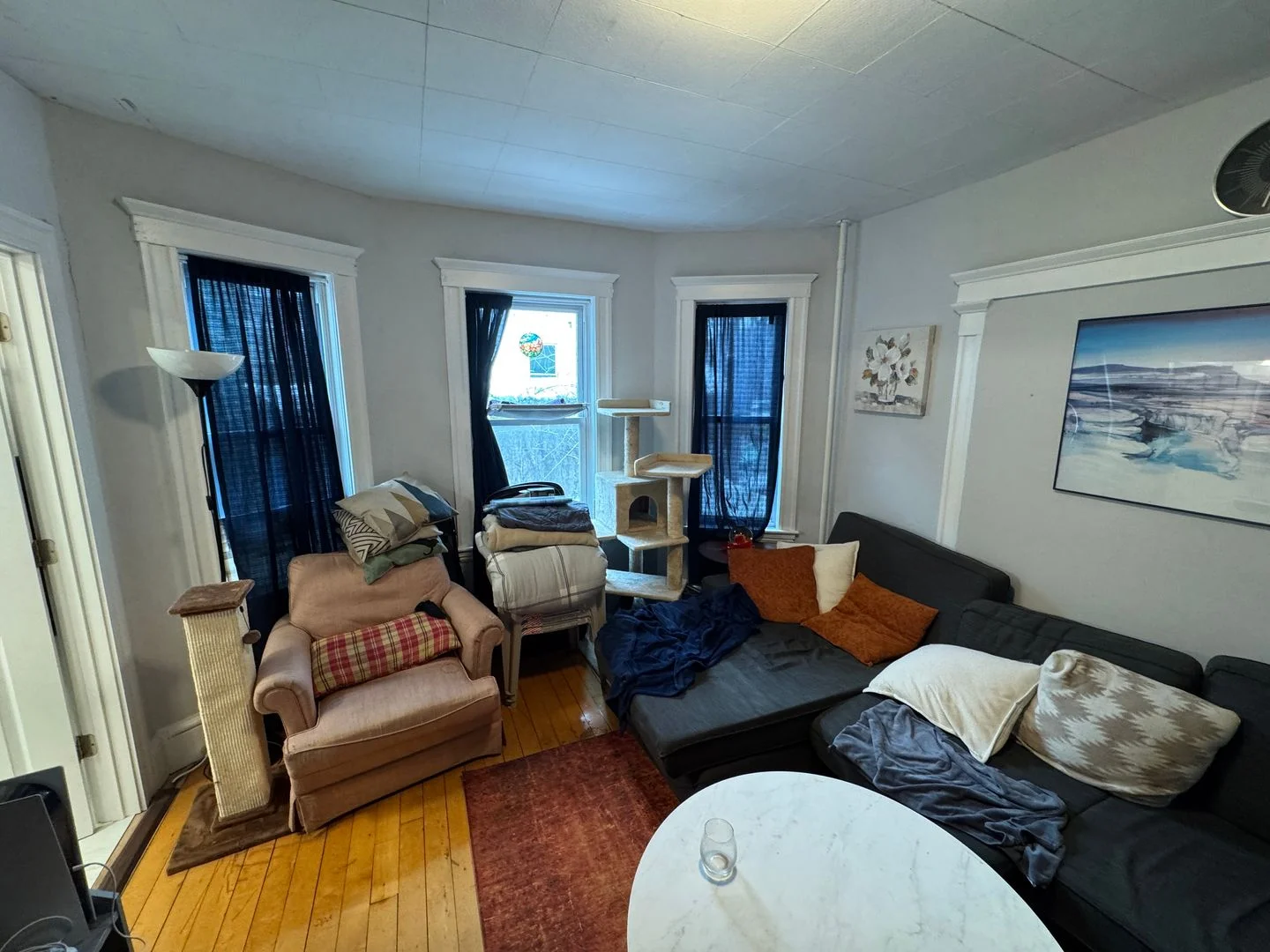 9 Burnham St, Tufts