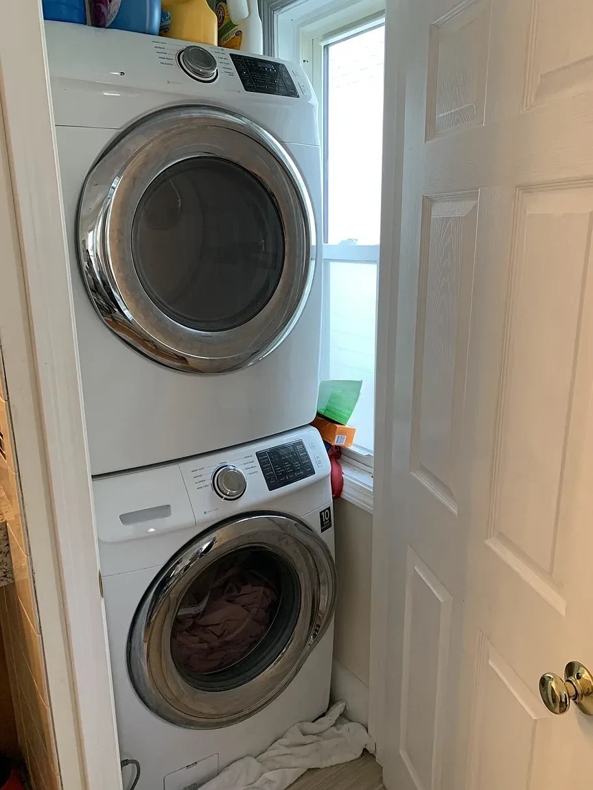 14 Bay State Ave, Powder House Square