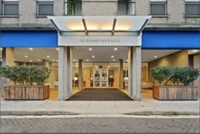 33 Pond Ave, Brookline Village