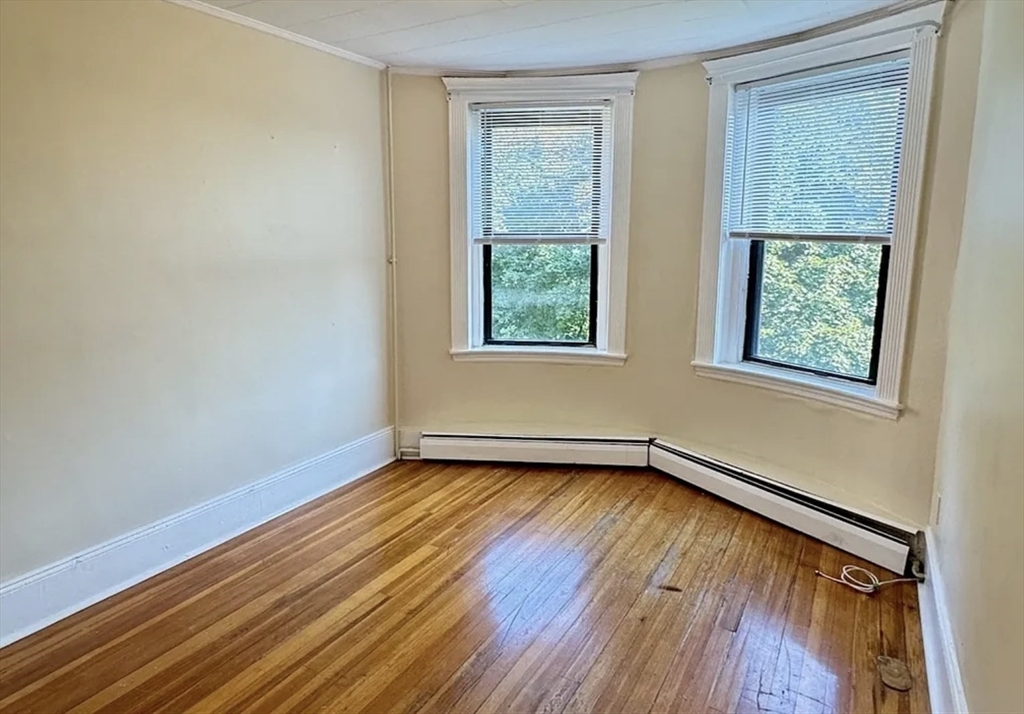 1682 Commonwealth Ave, Brighton