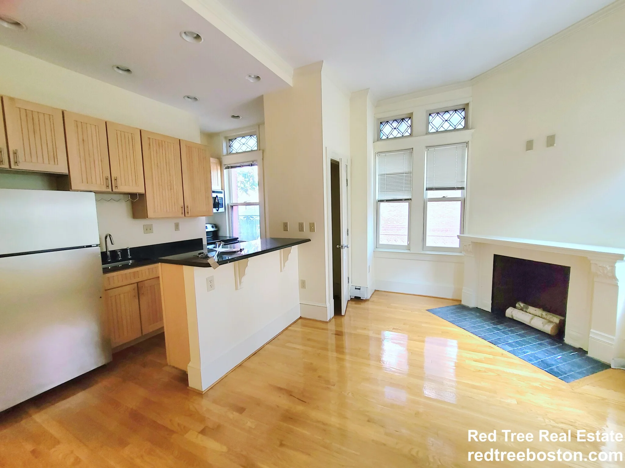 195 Commonwealth Ave, Back Bay