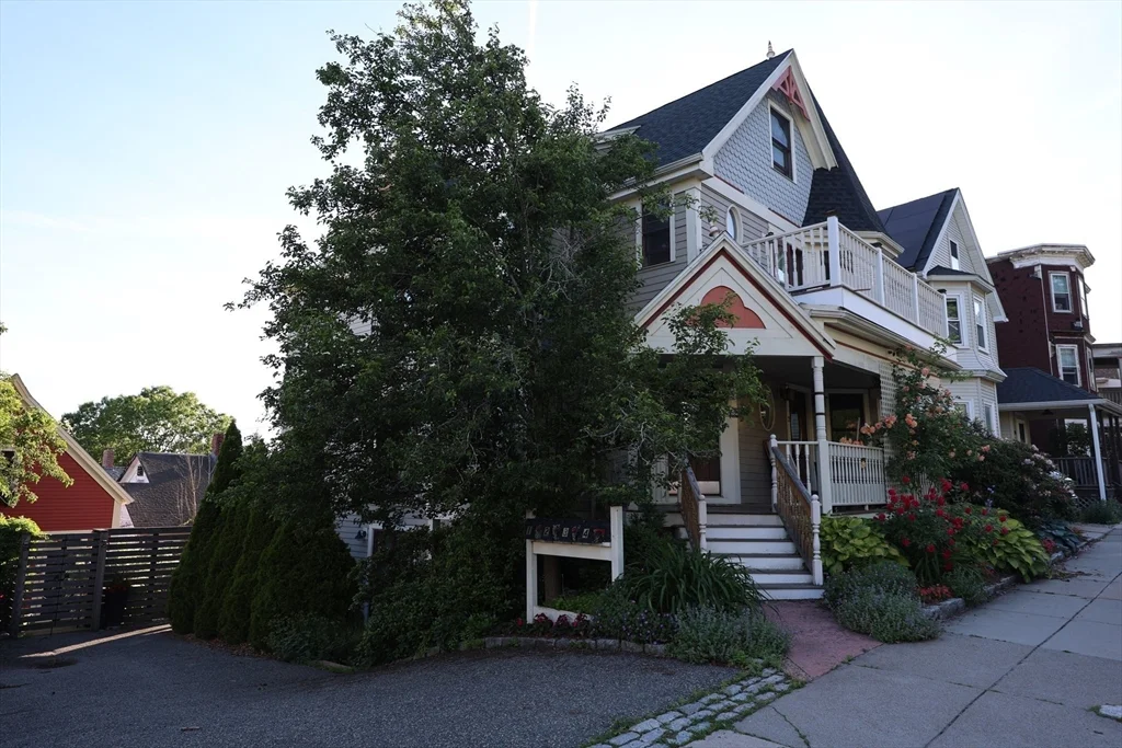 10 Symmes, Roslindale