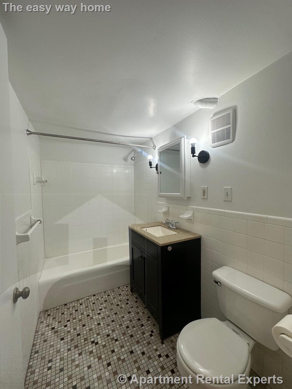 16 Yarmouth St, Back Bay