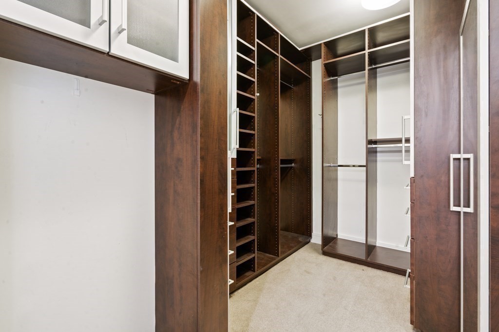 500 Atlantic Ave, Waterfront