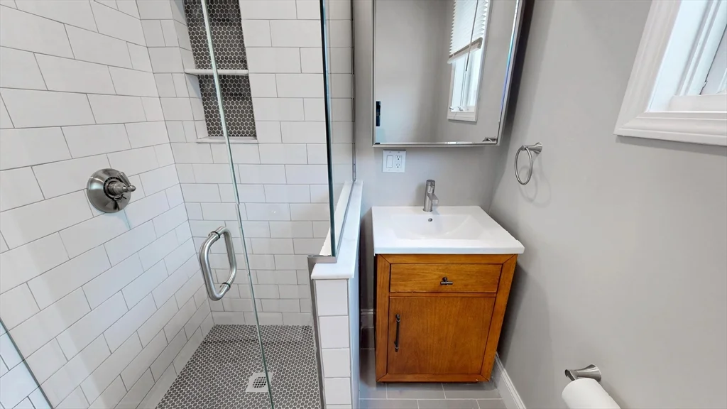 37-39 Belknap St, West Somerville