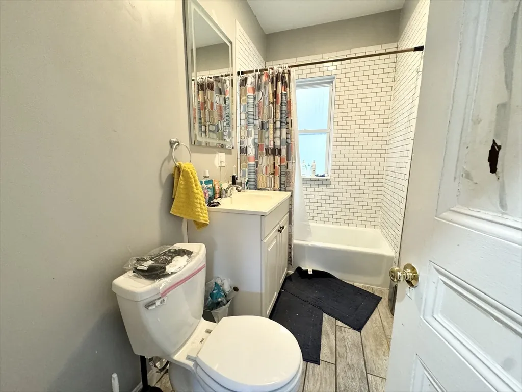 3 Mount Vernon St, Dorchester