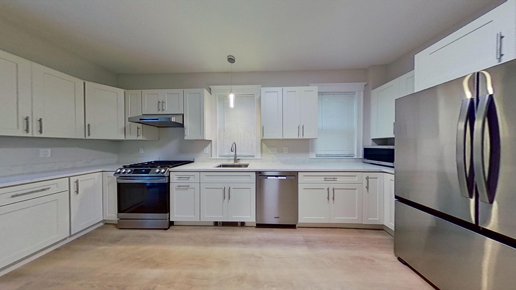 44 Dimmock St, Quincy