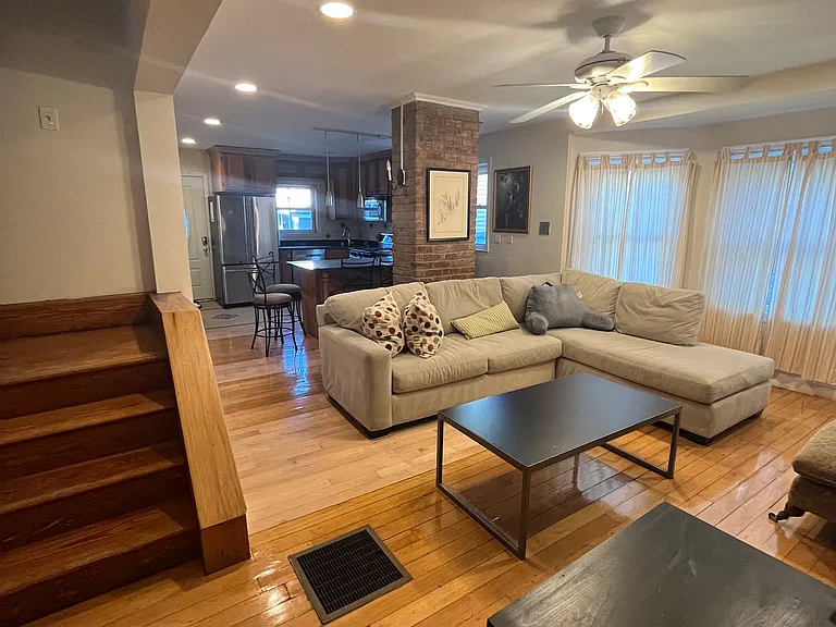 17 Holman St, Lower Allston