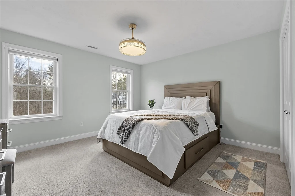 27 Spring Rd, Westborough