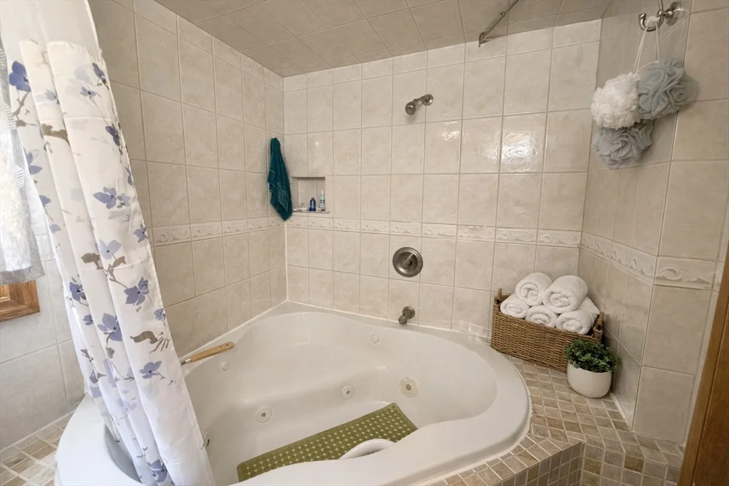 183 Forest St, Arlington