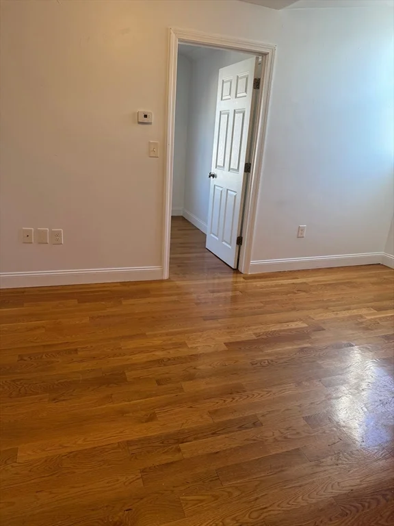 61 Crescent Ave, Chelsea