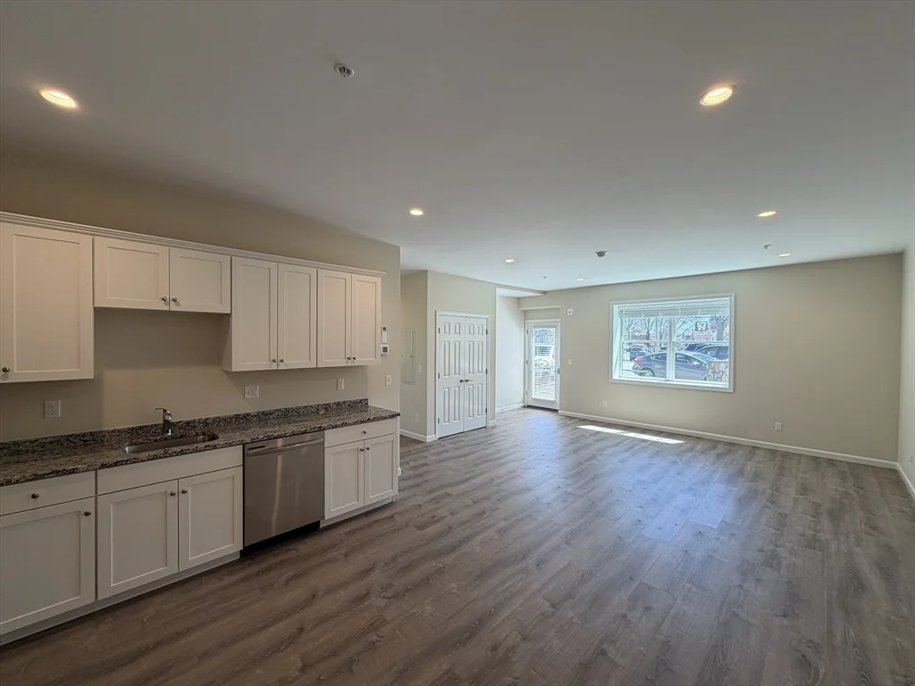 85 Lowell St, Peabody
