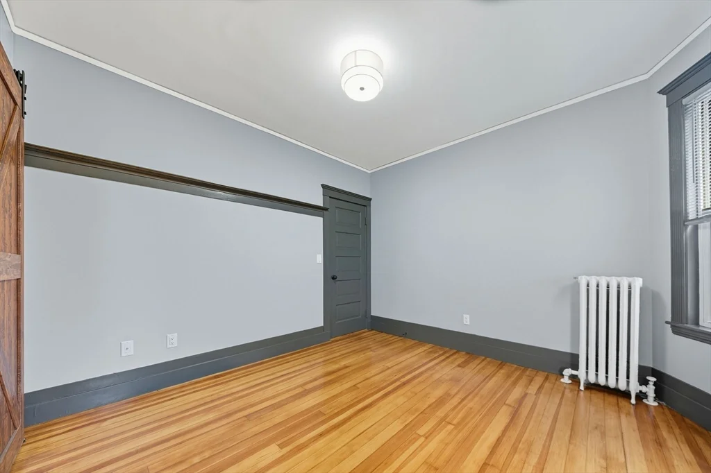 24 Hinckley, Dorchester