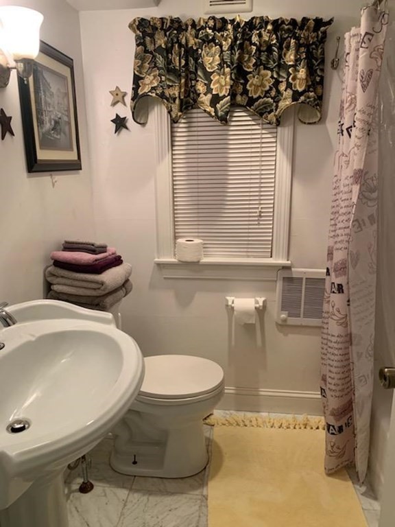 437 North Washington St, North Attleboro