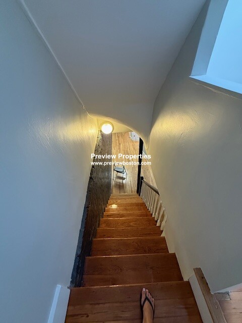 14 Quint Ave, Allston