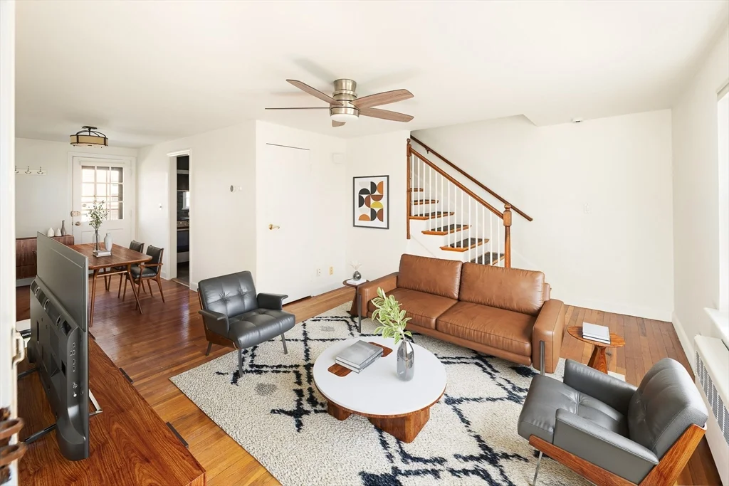 39 Charlesbank Rd, Newton Corner
