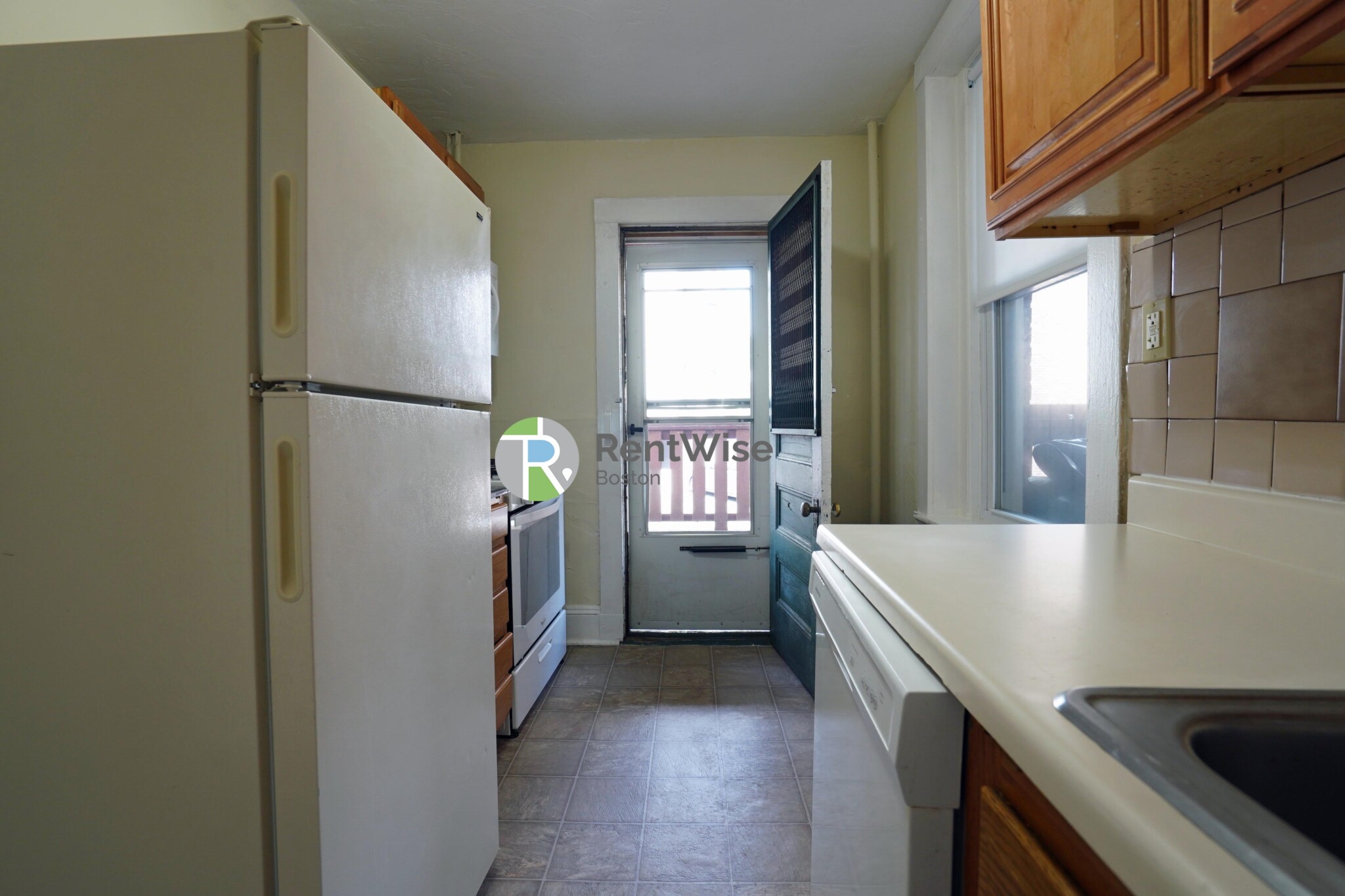 1367 Commonwealth Ave, Brighton