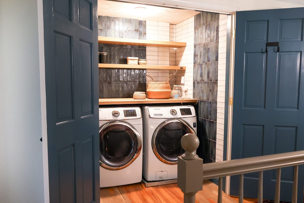 466 Longley Rd, Groton