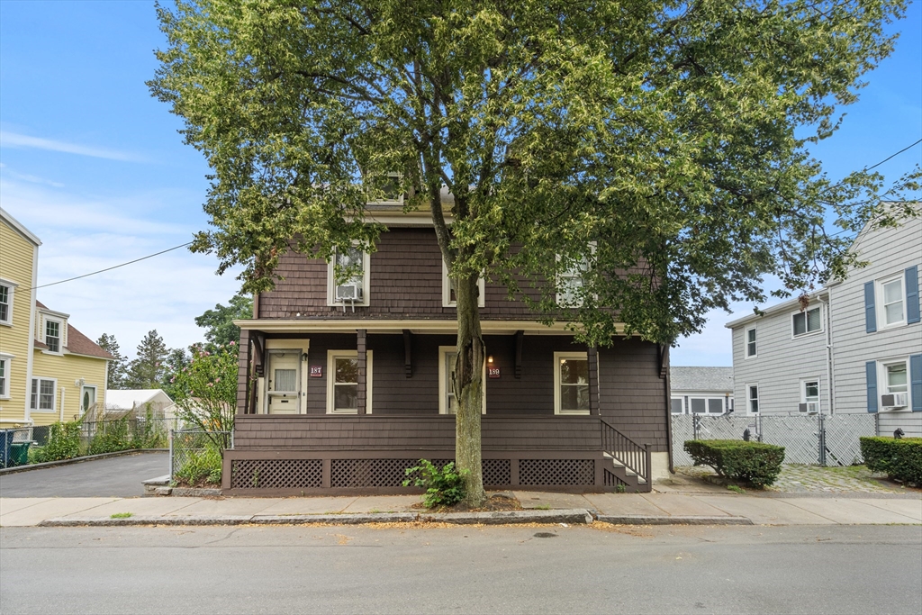 189 Sherman St, North Cambridge