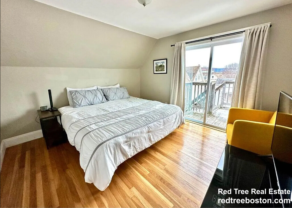 155 Spruce St, Watertown