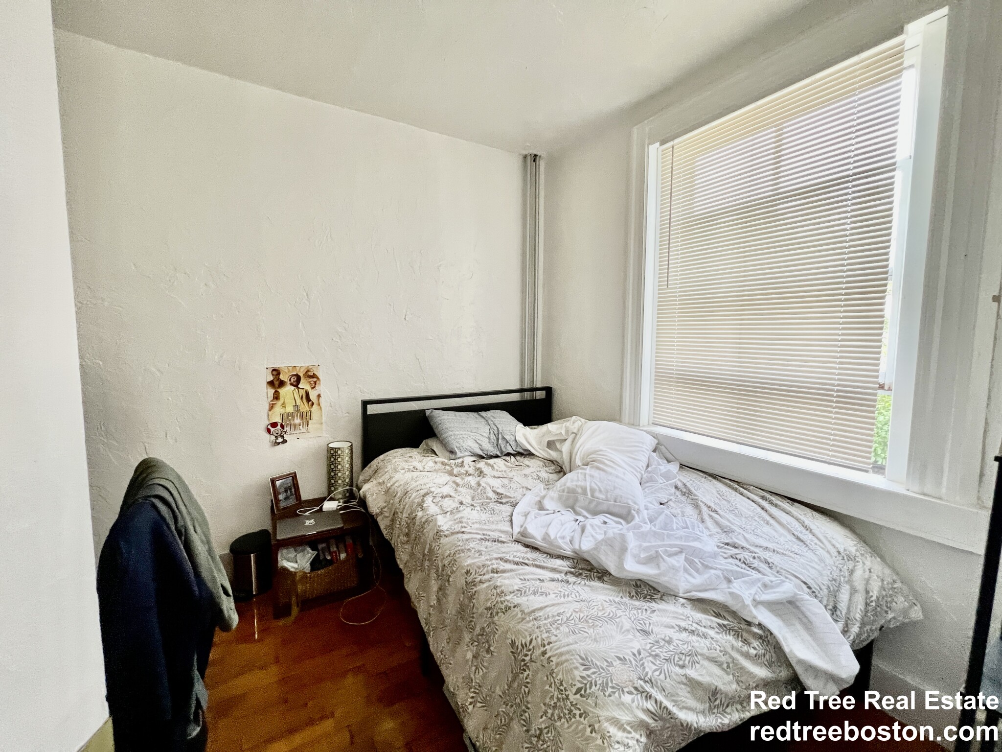 4 Adella Pl, Allston