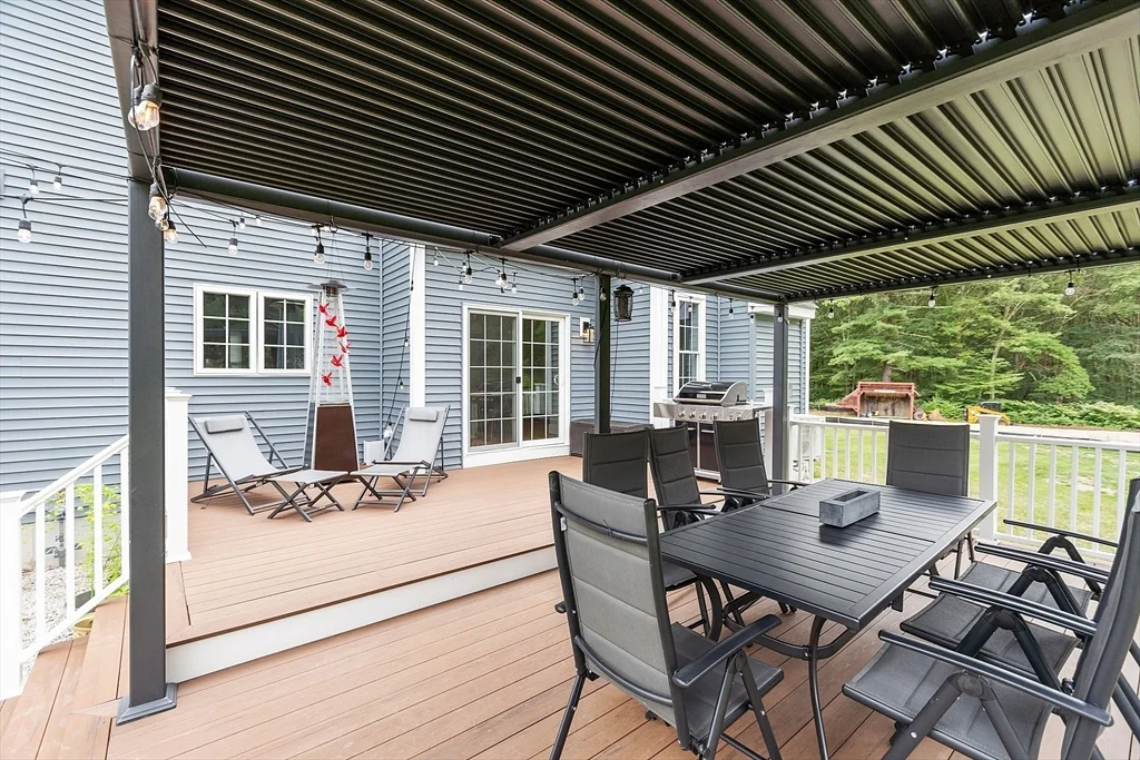 27 Spring Rd, Westborough