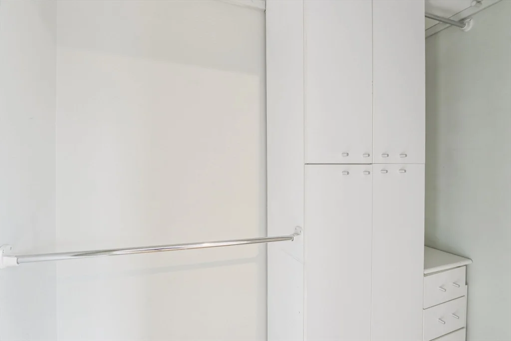 583 Massachusetts Ave, Roxbury