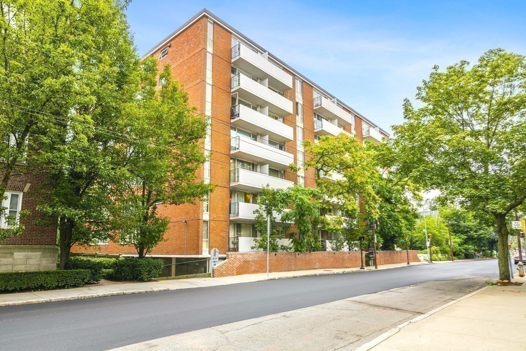 29 Concord Ave, Harvard Square